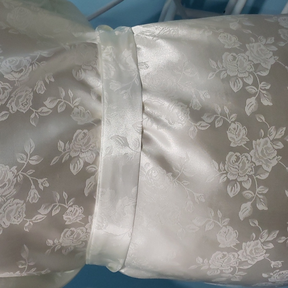 100% Silk Floral Kimono Robe - Bridal Robe - Picture 12 of 16